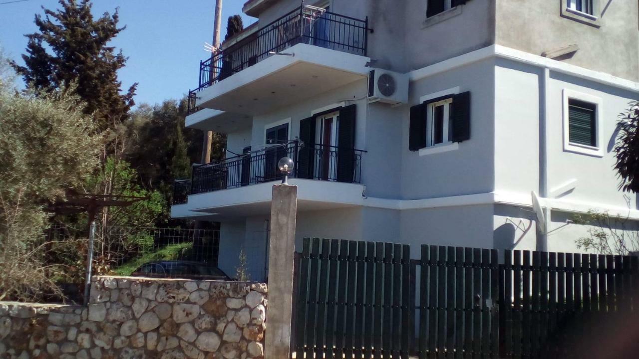 Monika Lefkada Hotel Tsoukaladhes Exterior photo